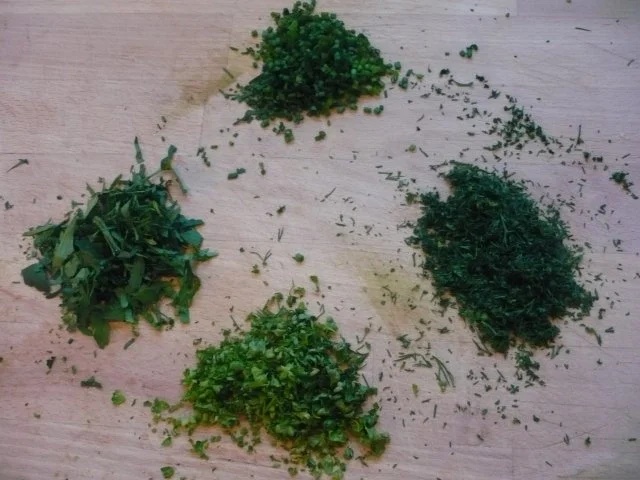 Badischer Goliathspargel mit Kräuterschaum und Hühnerbrusttranchen - Rezept - Bild Nr. 8