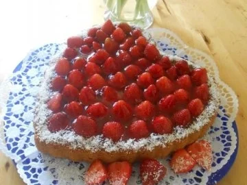 Rezept: Verführerisches Erdbeer-Kokos-Herz Verführerisches Erdbeer-Kokos-Herz - Rezept