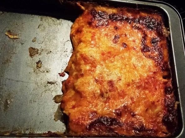 Rezept: Pikantes Ajvar-Kartoffel Gratin Pikantes Ajvar-Kartoffel Gratin - Rezept