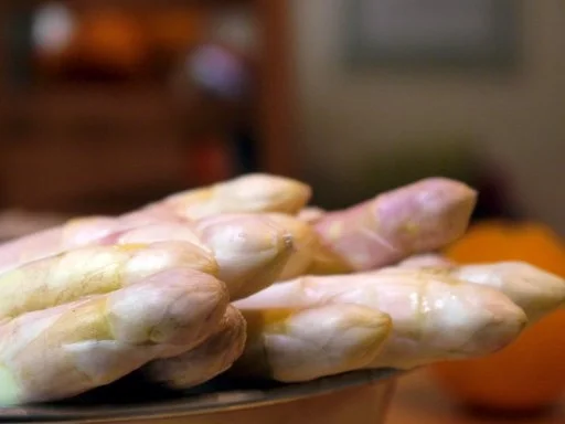 Ofenspargel mit Orangen-Senf-Sauce - Rezept - Bild Nr. 2