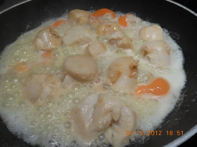 Vorspeise: Jacobsmuscheln in Safransoße - Rezept - Bild Nr. 2