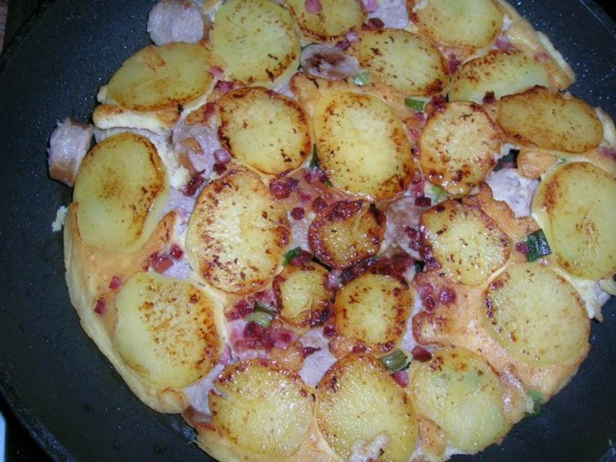 Bratwurst Kartoffel Pfannkuchen aus unserer Feierabendküche - einfach ...