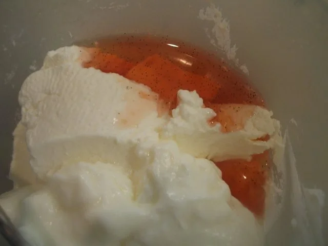 Backen: Erdbeer-Kiwi-Muffins mit Frischkäsehaube - Rezept - Bild Nr. 7