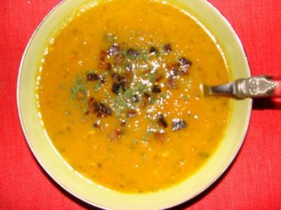 Rezept: Suppen : Ahab's feine Möhrensuppe mit Ingwersirup und Möhrensaft veredelt Suppen : Ahab's feine Möhrensuppe mit Ingwersirup und Möhrensaft veredelt - Rezept