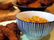 Parmesan-Hähnchen-Nuggets mit Ananas-Chutney - Rezept