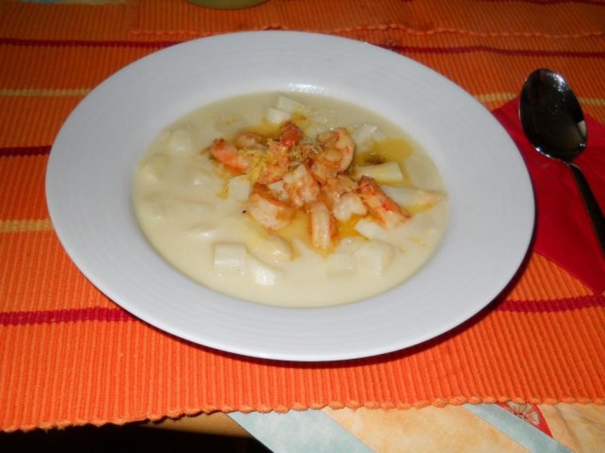 Bilder für Spargelcremesuppe mit Garnelen - Rezept