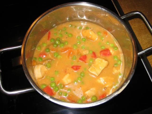 Rezept: Putengulasch mit Paprika Putengulasch mit Paprika - Rezept