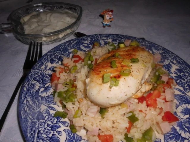 Hähnchenbrust auf Schinkenreis>> - Rezept