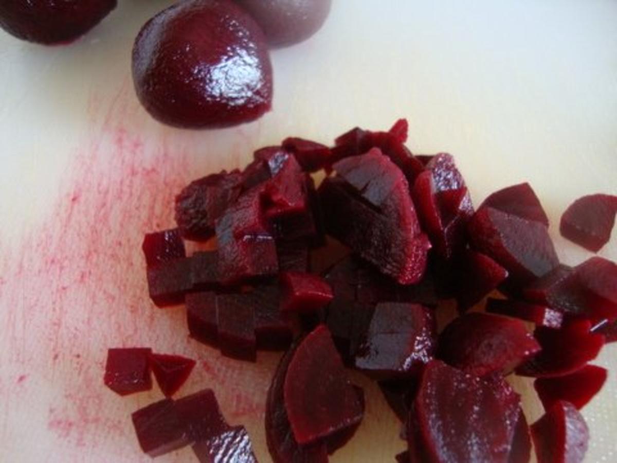 Rote Bete Süppchen mit "Pfiff" und Crème fraîche Topping - Rezept - Bild Nr. 7