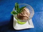 Eis: Milchschokoladen-Rum-Eis - Rezept