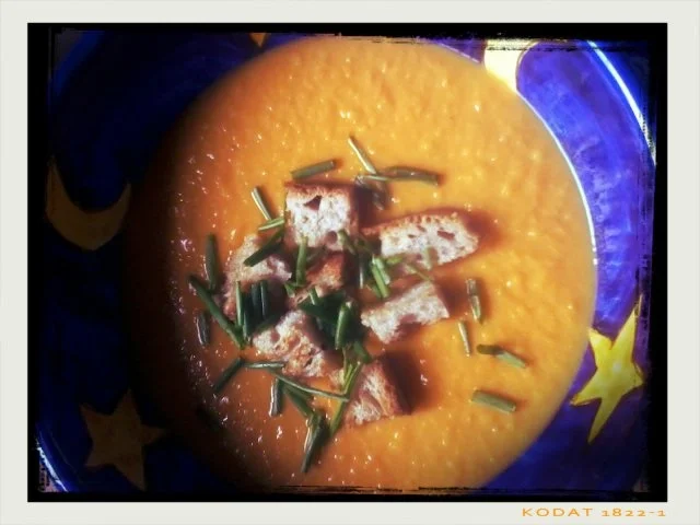 Rezept: Süßkartoffelsuppe Süßkartoffelsuppe - Rezept