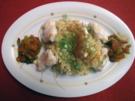 Seeteufel-Happen mit Ingwer auf Reisnudeln mit Nuss-Pesto und Paprika-Chutney - Rezept
