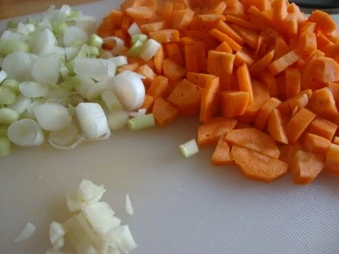 Rezept: Möhren - Orangensüppchen mit "Pfiff" Bild Nr. 5 Möhren - Orangensüppchen mit "Pfiff" - Rezept - Bild Nr. 5