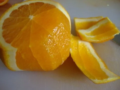 Rezept: Möhren - Orangensüppchen mit "Pfiff" Bild Nr. 10 Möhren - Orangensüppchen mit "Pfiff" - Rezept - Bild Nr. 10