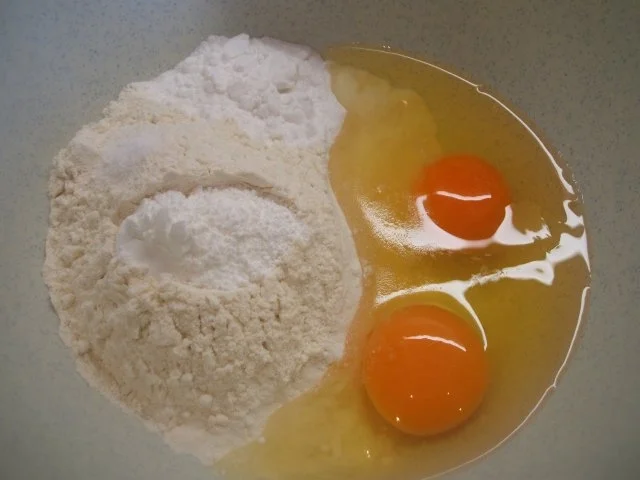 Rezept: Backen: Rhabarber-Vanille-Muffins Bild Nr. 4 Backen: Rhabarber-Vanille-Muffins - Rezept - Bild Nr. 4