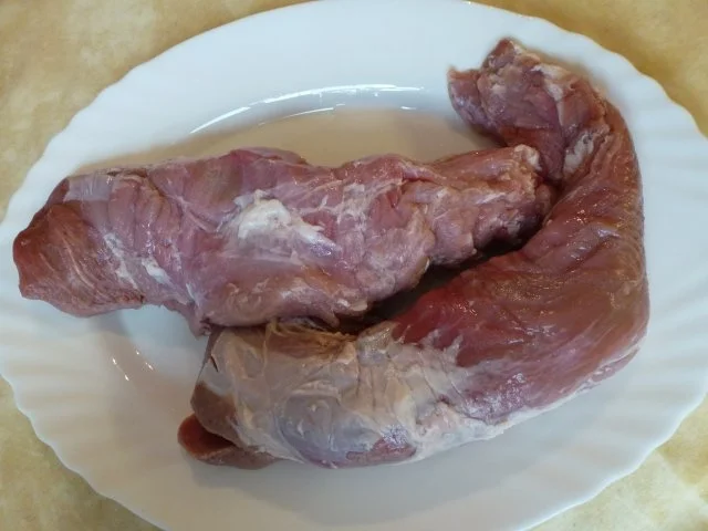 Rezept: NT-Schweinefilet auf Zwiebel-Knobigemüse Bild Nr. 2 NT-Schweinefilet auf Zwiebel-Knobigemüse - Rezept - Bild Nr. 2