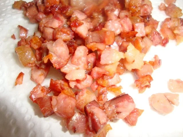 Petersilienwurzelsuppe mit crossem Speck und "Petersilienwurzelstroh" Topping - Rezept - Bild Nr. 9