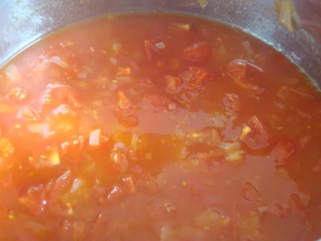 Rezept: Tomatensüppchen mit Basilikumschaum Topping Bild Nr. 8 Tomatensüppchen mit Basilikumschaum Topping - Rezept - Bild Nr. 8