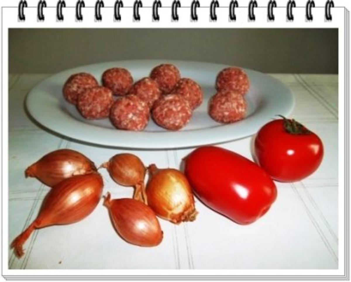 Fleischbällchen aus Bratwurst in spezieller Tomatensauce - Rezept - Bild Nr. 5
