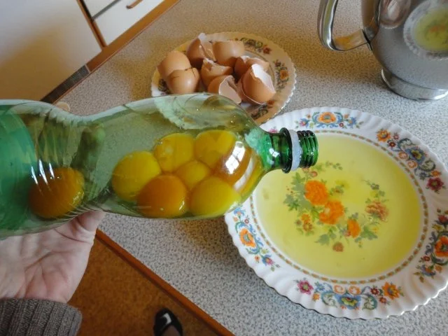 Rezept: Eier trennen Bild Nr. 4 Eier trennen - Rezept - Bild Nr. 4