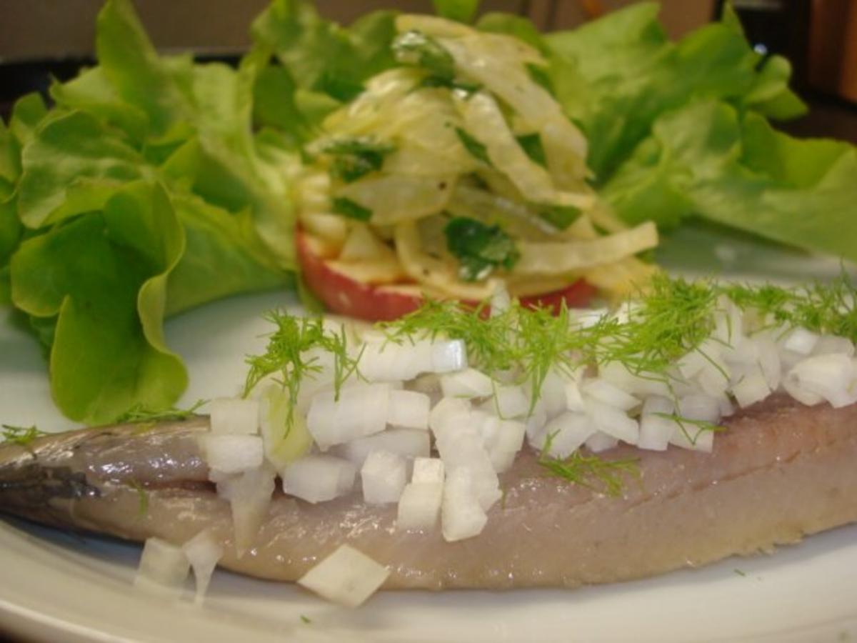 Fenchelsalat auf gegrilltem Apfel mit Matjes - Rezept - Bild Nr. 5