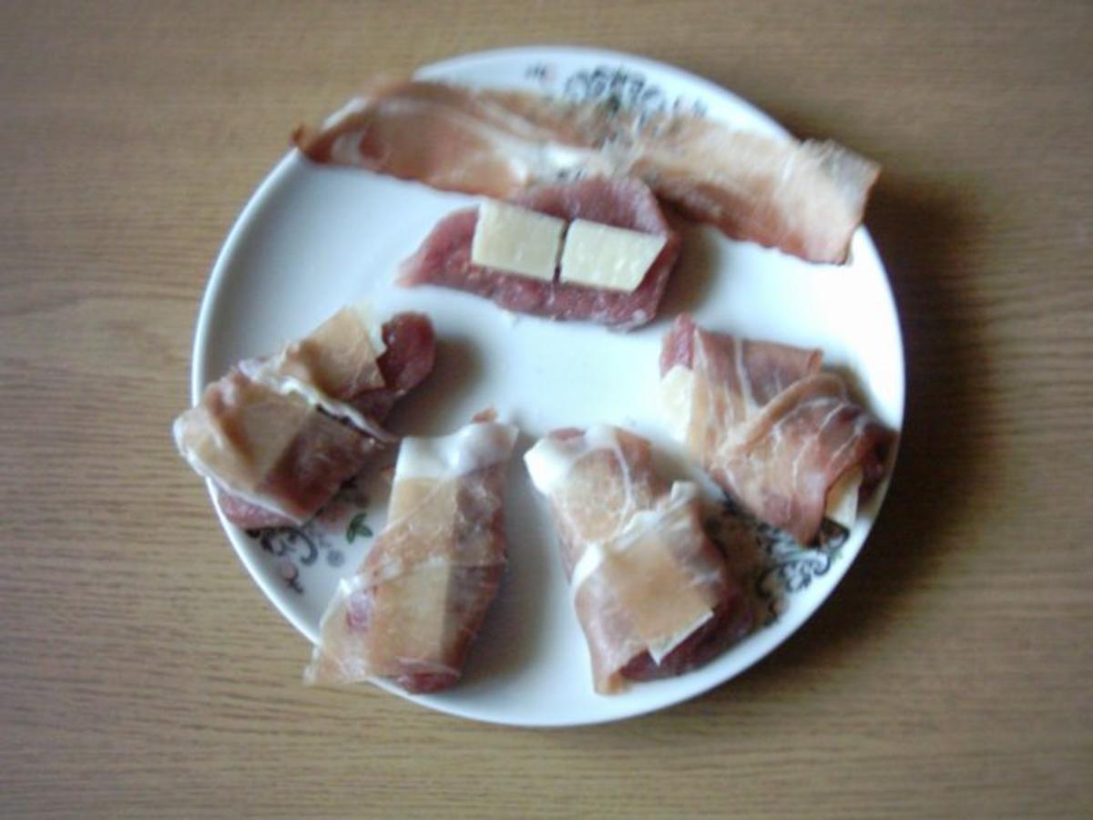 Schweinefilet mit Schinken und Käse, Zitronensoße und Reis - Rezept - Bild Nr. 2