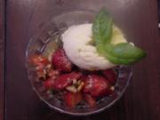 Erdbeeren mit süßem Honig-Zitronen-Pesto - Rezept