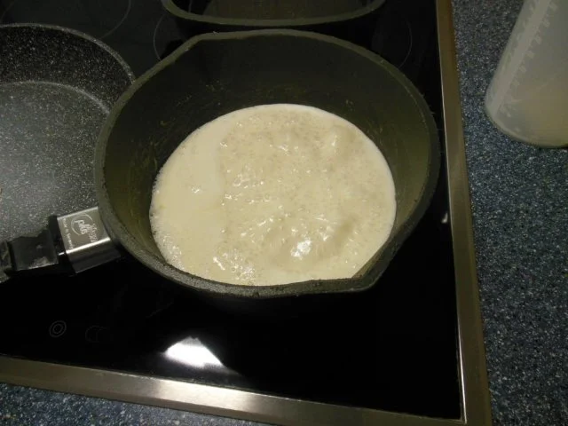 Fisch: Heilbuttfilet mit Karotten-Koriander-Haube und Currysoße - Rezept - Bild Nr. 4