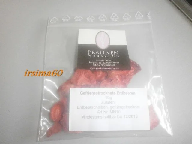 Rezept: Erdbeer – Quark – Pralinen Bild Nr. 4 Erdbeer – Quark – Pralinen - Rezept - Bild Nr. 4