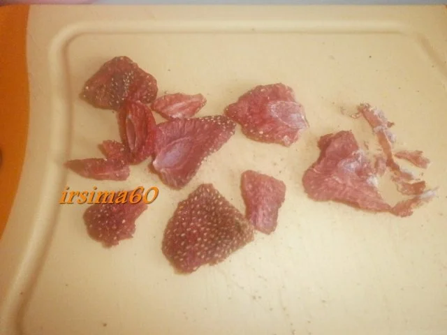 Rezept: Erdbeer – Quark – Pralinen Bild Nr. 5 Erdbeer – Quark – Pralinen - Rezept - Bild Nr. 5