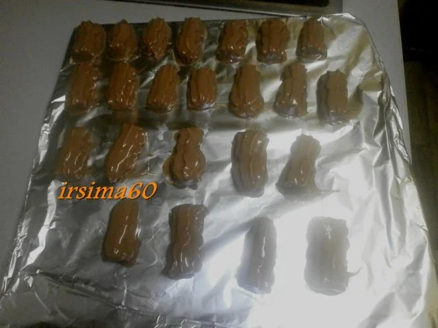 Rezept: Erdbeer – Quark – Pralinen Bild Nr. 11 Erdbeer – Quark – Pralinen - Rezept - Bild Nr. 11