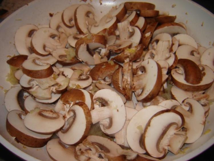 Spinat-Champignon Soße - Rezept mit Bild - kochbar.de