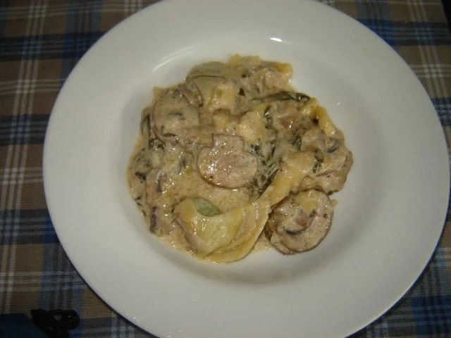 Spinat-Champignon Soße - Rezept