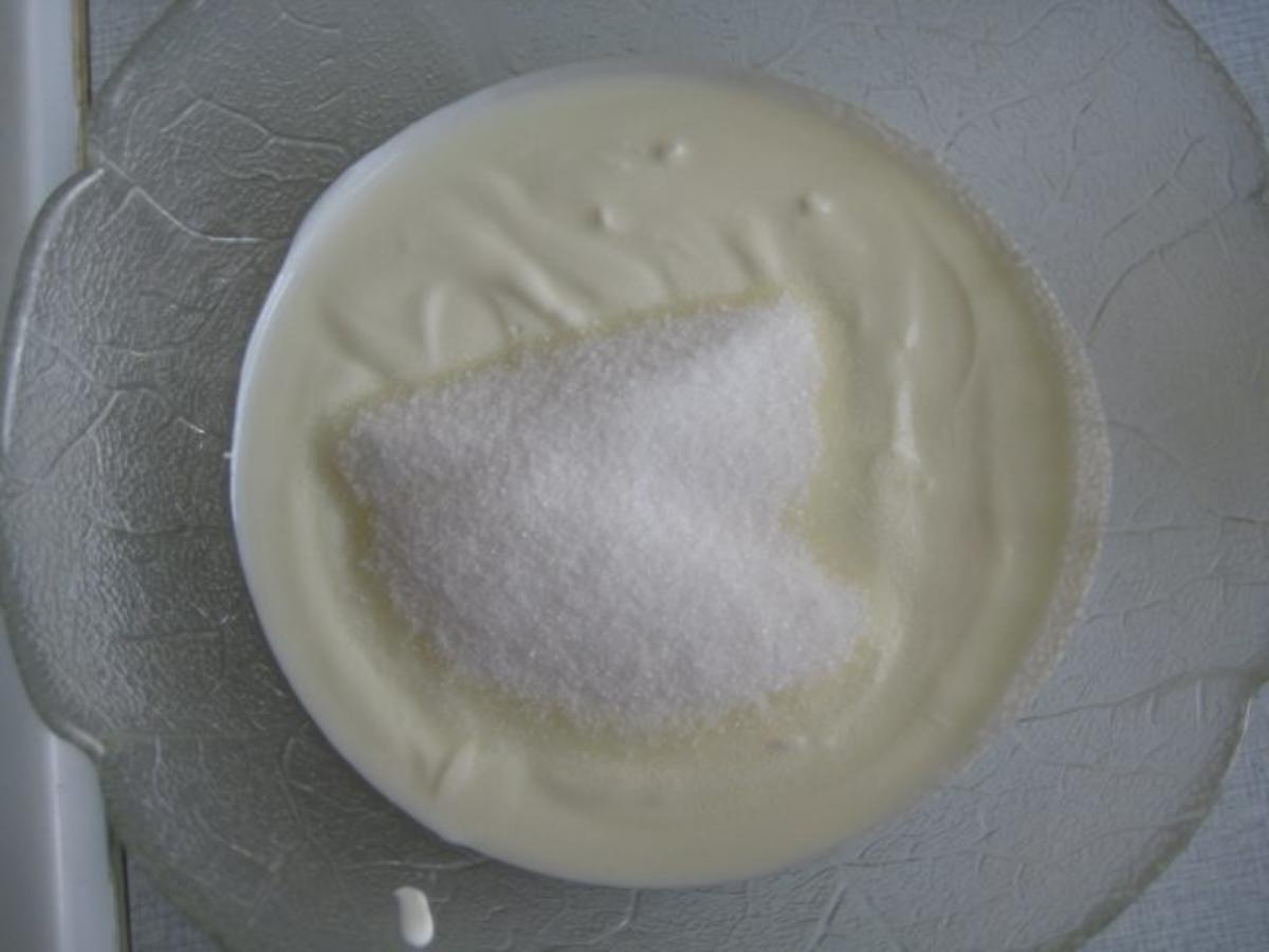 Rhabarber Joghurtschnitten - Rezept - Bild Nr. 8