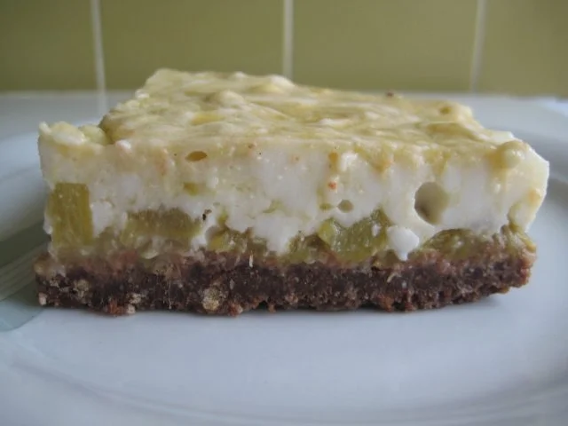 Rhabarber Joghurtschnitten - Rezept - Bild Nr. 3