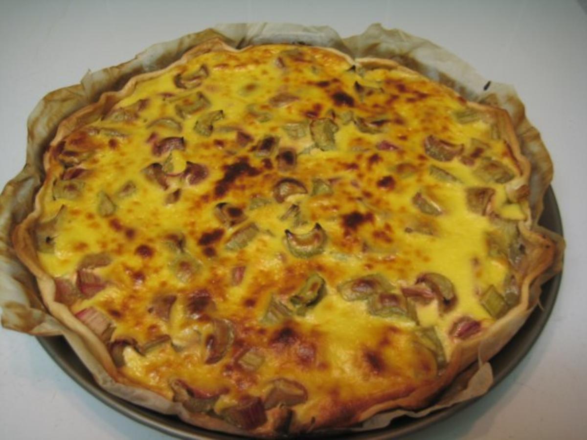 Rhabarber-Kokos-Quiche - Rezept