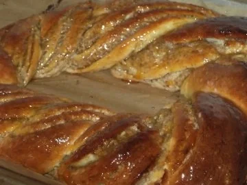 Rezept: **Nusszopf** Bild Nr. 2 **Nusszopf** - Rezept - Bild Nr. 2