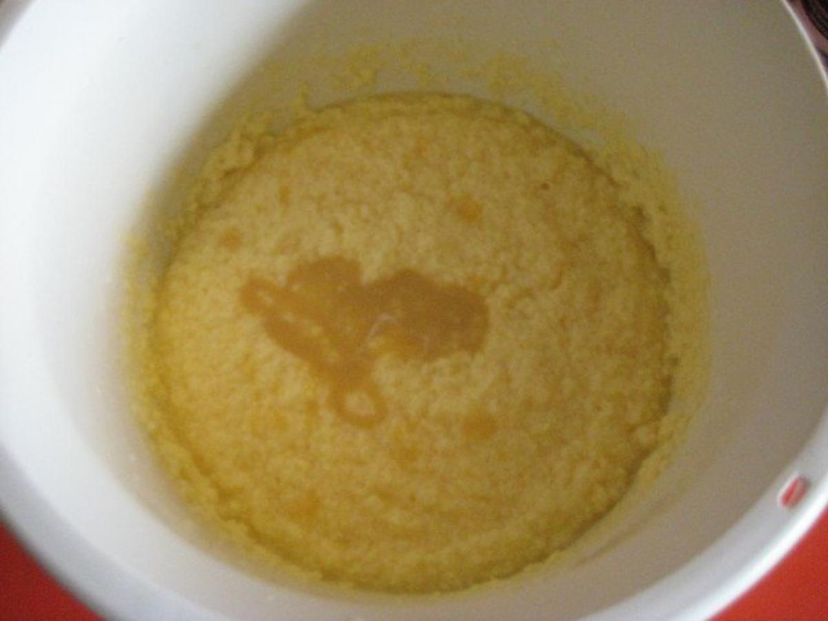 Rhabarberkuchen mit Eierlikör - Rezept - Bild Nr. 6