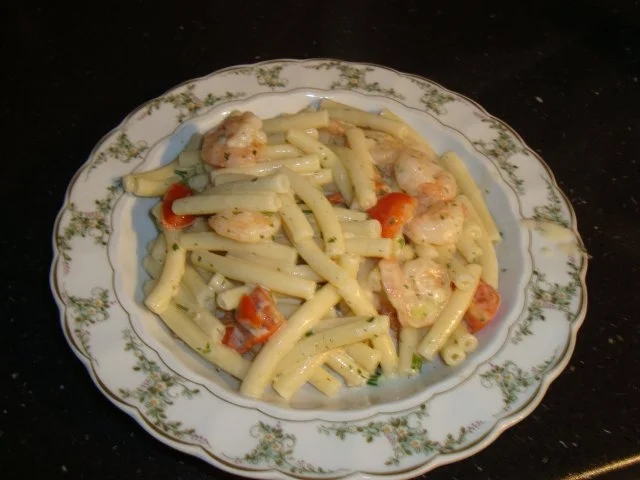 Pasta mit Garnelen in einer Kräuter-Sahnesauce - Rezept