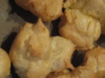 Rezept: Windbeutel mit Erdbeer-Frischkäse-Füllung Bild Nr. 3 Windbeutel mit Erdbeer-Frischkäse-Füllung - Rezept - Bild Nr. 3