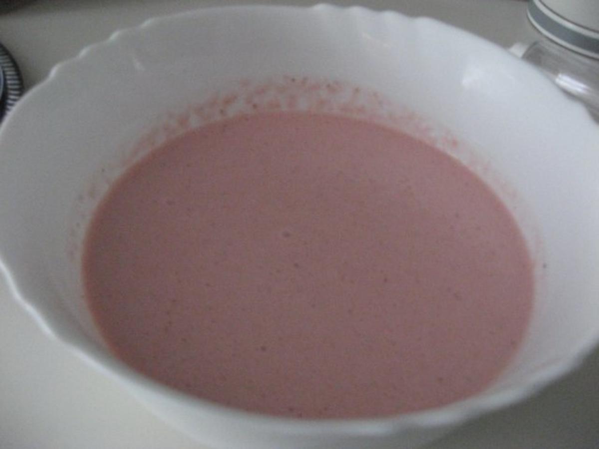 Windbeutel mit Erdbeer-Frischkäse-Füllung - Rezept - Bild Nr. 2
