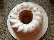 Pfirsich-Muscato-Gugelhopf - Rezept