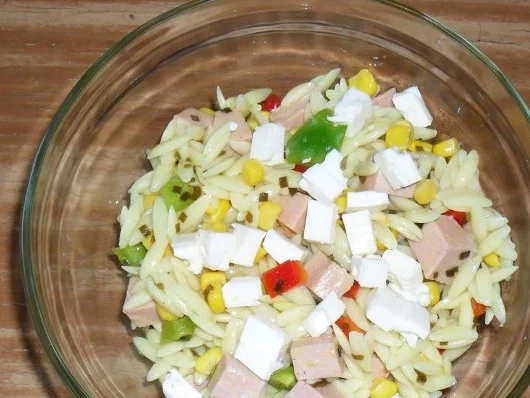Nudelsalat nach Art der Helenen - Rezept - Bild Nr. 3