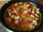 Rührei mit Garnelen und Tomaten - Rezept