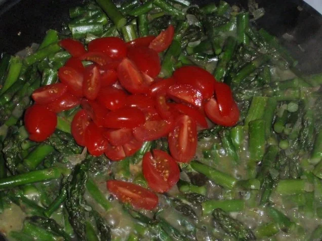 Grüner Spargel - Nudelpfanne - Rezept - Bild Nr. 6