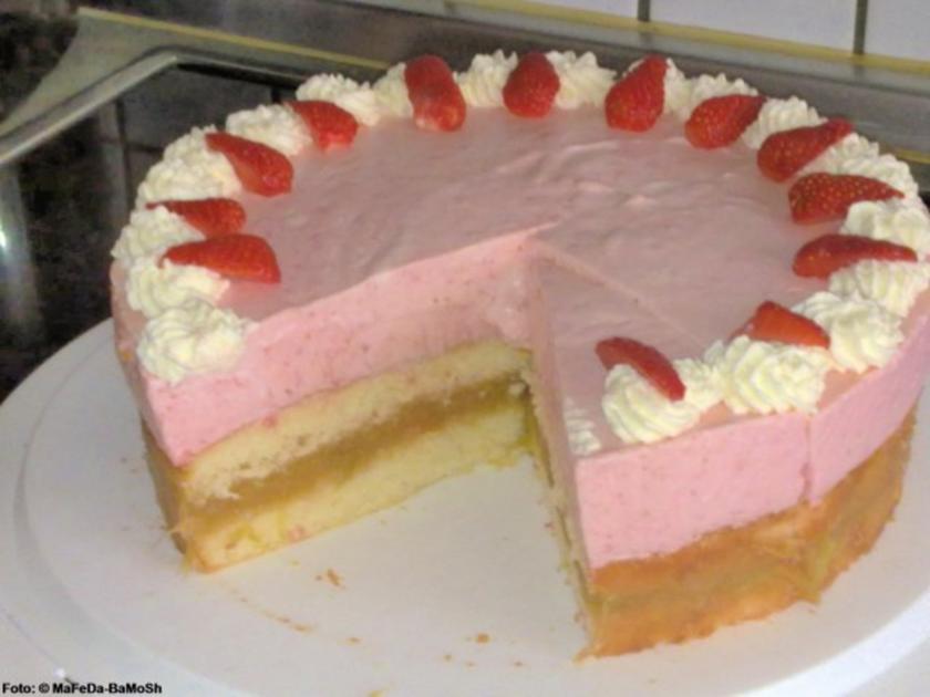 Erdbeer Rhabarber Torte - einfach - von tigerlilly63 Erdbeer Rhabarber Torte - einfach - von tigerlilly63