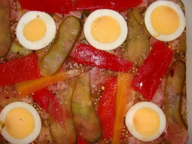 Rezept: Fleisch : Premium Sülze aus der gepökelten Schweinehaxe Bild Nr. 2 Fleisch : Premium Sülze aus der gepökelten Schweinehaxe - Rezept - Bild Nr. 2