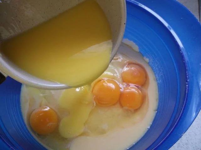 Eierlikör-Schüttelkuchen vom Blech - Rezept - Bild Nr. 8