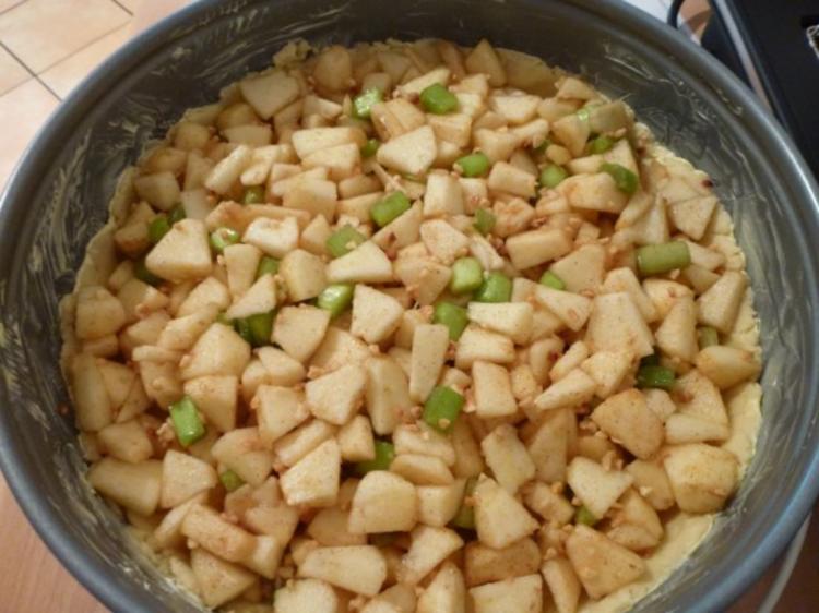 Apfel Rhabarber Streuselkuchen - einfach - von Test00