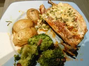 Geflügel/ Wild: Stubenküken mit Käsefüllung - Rezept